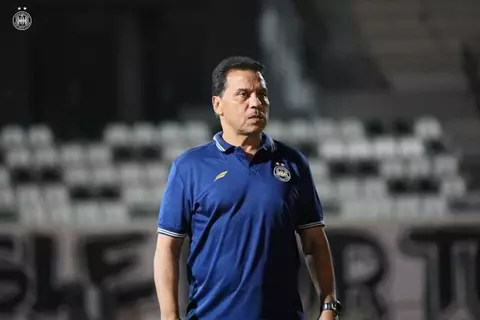 بعد تهديده بالرحيل.. تقارير تونسية: حسام البدري مستمر مع الصفاقسي